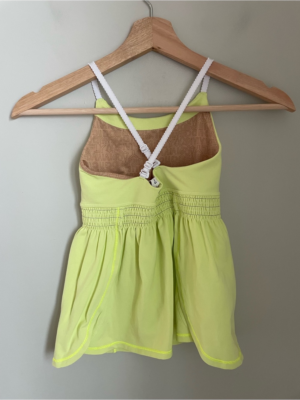 Ivivva Athletica By Lululemon Smocked Active Tank Top Size 8 Yellow Dance Kids - Picture 4 of 7